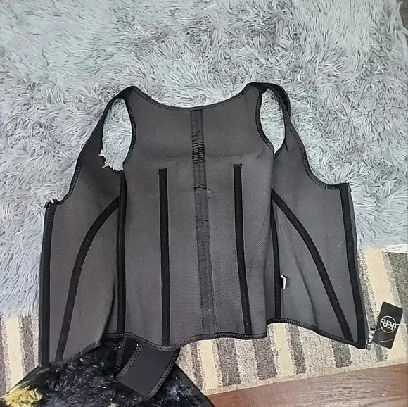 Buy 1, get 1 free! 🔥  The Kimberly Reid Collection 3 Belt Vest Waist  Trainer - Picture 7 of 14